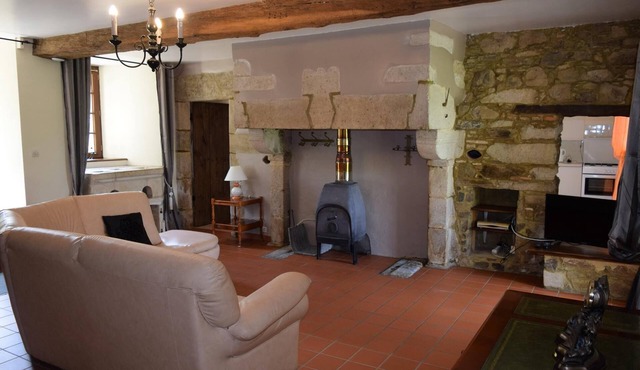 The Wine Cellar apartment, summer & winter rental, Pays de Loire
