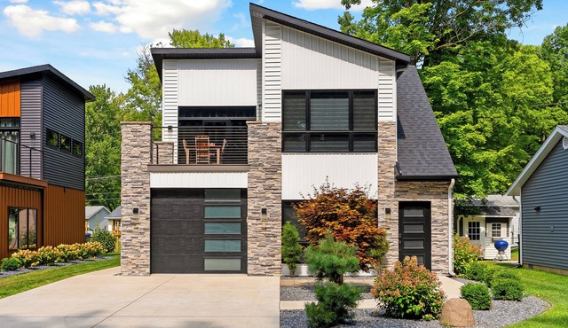 The Winona Lake Chalet 2