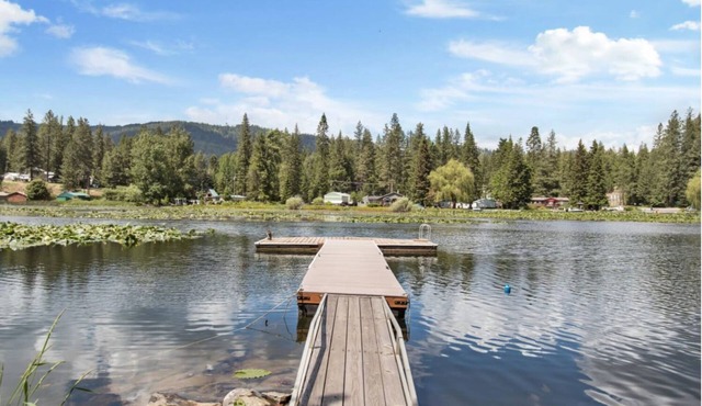 The Wolf Den Twin Lakes Idaho