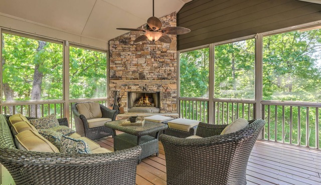 The Wolf's Den - Ultimate relaxation surrounded by nature