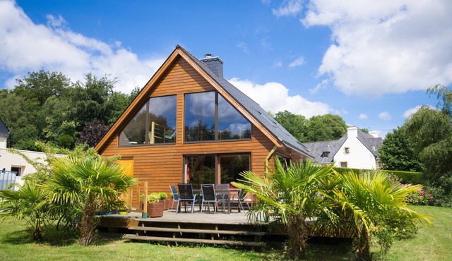 The Wooden Haven with Private Wellness Area