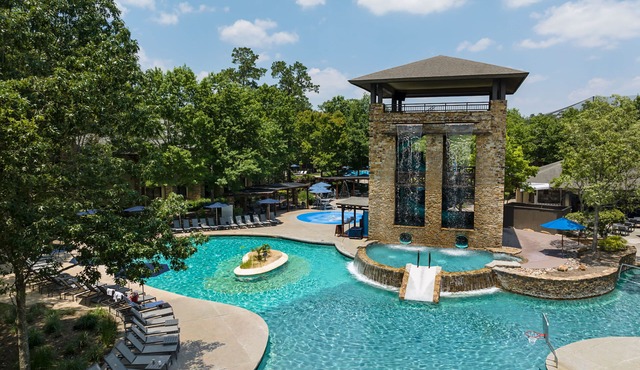 The Woodlands Resort, Curio Collection by Hilton