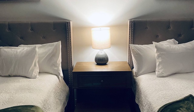 The Woods Suite #302 Free Arcade, Movie Theater, Patio Area, Playground and more