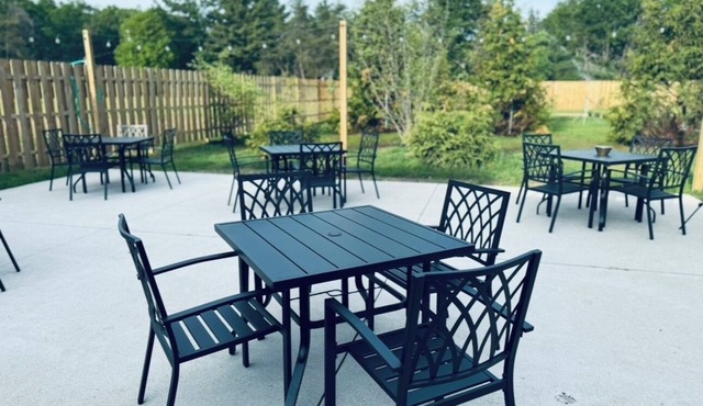 The Woods Suite #308 Free Arcade, Movie Theater, Patio Area, Playground and more