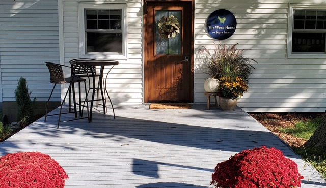 The Wren House- Close to beach, PM Park, Tiki Bar and Clear Lake State Park