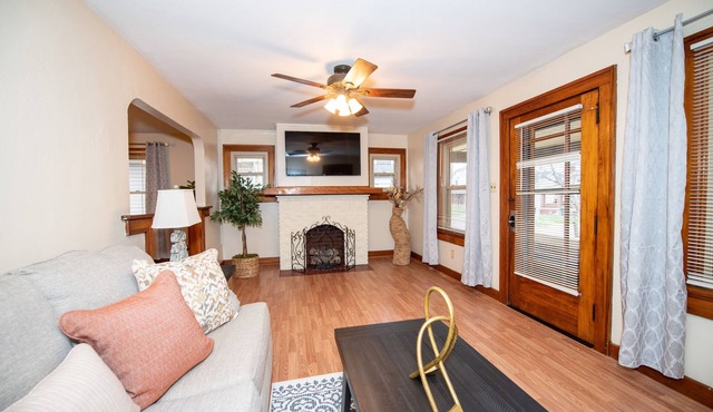 The Wright Bungalow: Near WSU/UD/WPAFB/MV Hospital