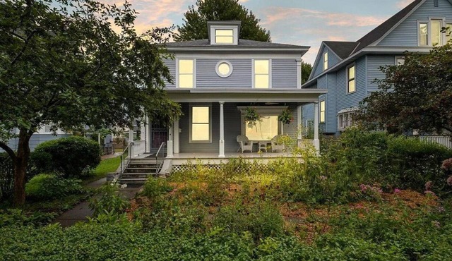The Wunderhaus – 4BR Minneapolis Escape