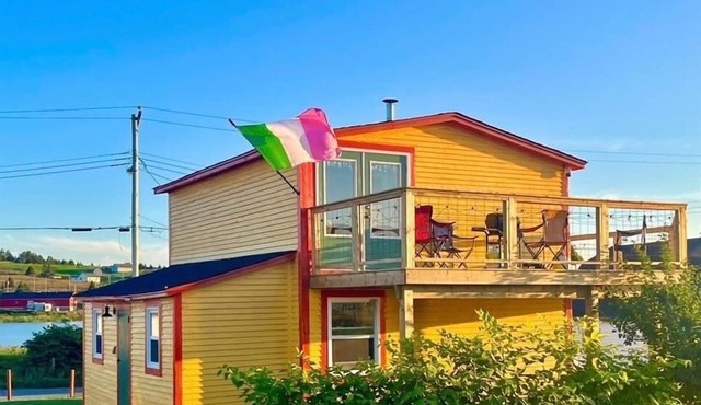 The Yellow Dory Heart’s Delight 2BR! Ocean Views