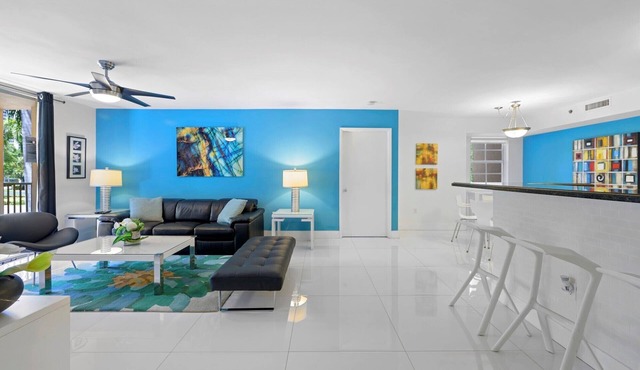 The Yacht club at Aventura, 3BD/2BA Cozy Apt #208 Fully Equipped WI FI