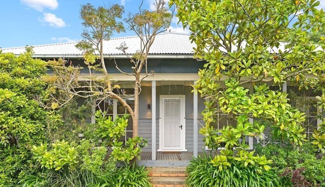 The Yak Shack- 200m to the Beach