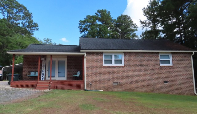 The Yake House on Clarks Hill Lake!