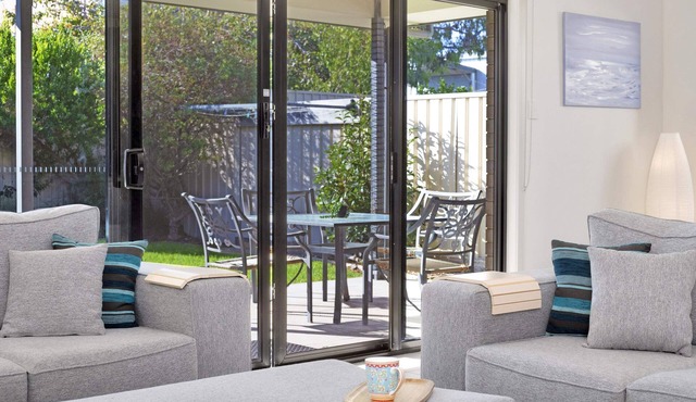 The Yellow Door Holiday Home Moana