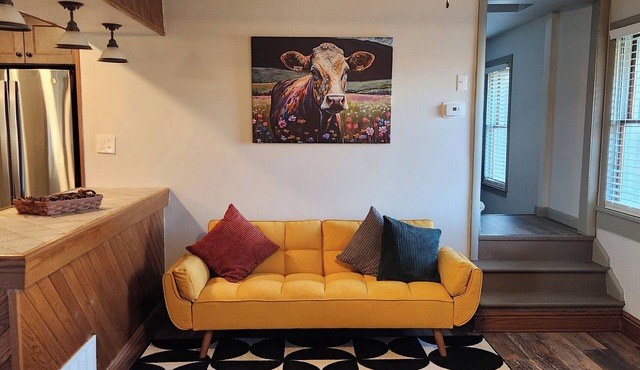 The Yellow House at Maple Kroft Farm, Altoona- State College, Tyronen