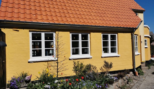 The Yellow Pearl - Fisherman's House overlooking the harbor.