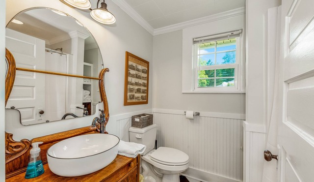 The Yellowflower Historical Home in a Great Location!