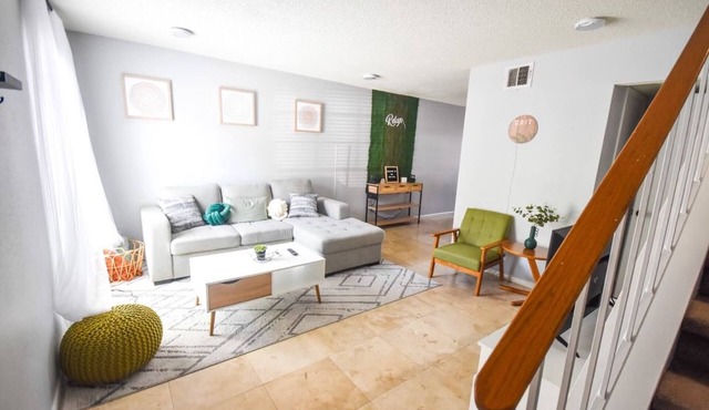 The Zen Den 2BR/1.5BA near Med Center