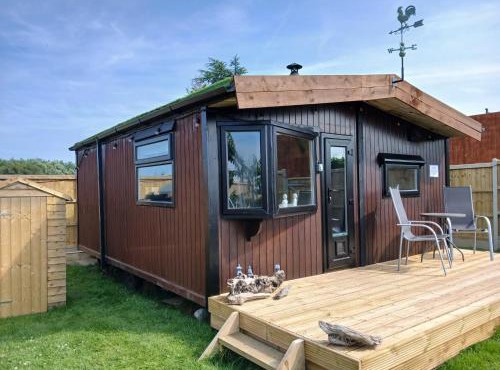 The Zen Den "With Lazy Spa"