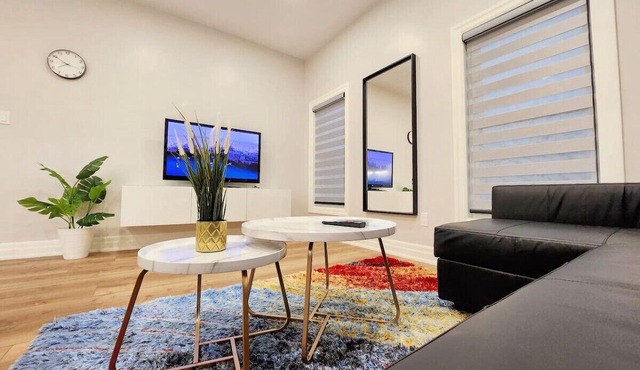 The Zen Escape Modern Queen-Bed Full Apartment