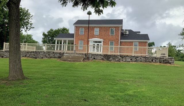 The Zion House - Charming Historic Home Perfect for Family Vacations and Events