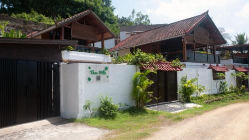 Thea Villa - 3 Bedrooms