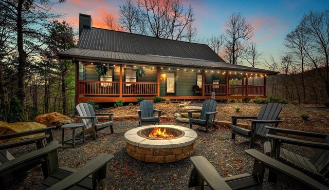 Theater| Gameroom | Fire Pit | Hot Tub