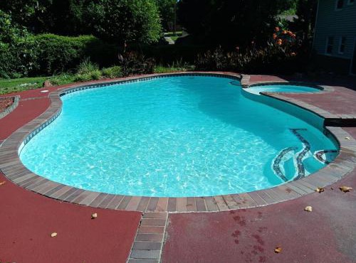 Theater, heated pool and hot tub near HPU and Furniture Market