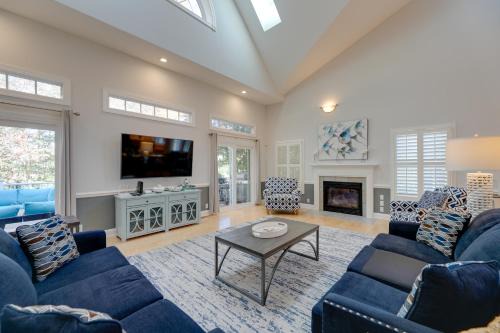 Theater Room and Deck at Massive Salt Pond Home!