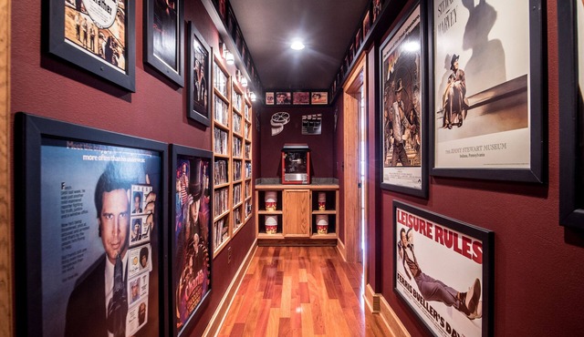 Theater Room, Game Room, Hot Tub, Family/Group Friendly, Private Location