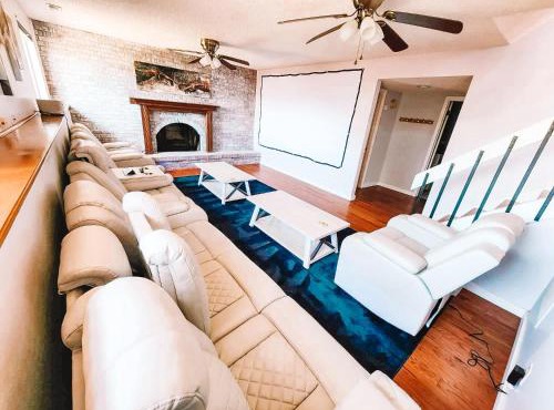 Theater Room Pet Friendly Near AF Academy Peaceful