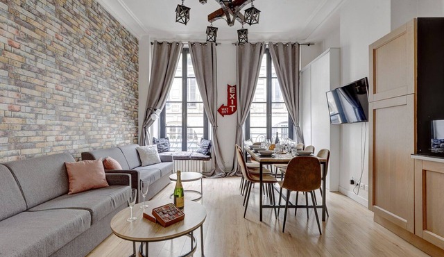 TheBlueStay 17 – Apartment near the Louvre Museum