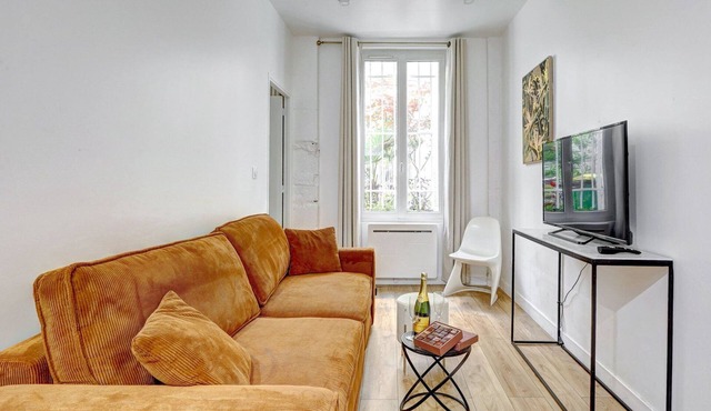 TheBlueStay 240 – Stunning apartment in Paris 10