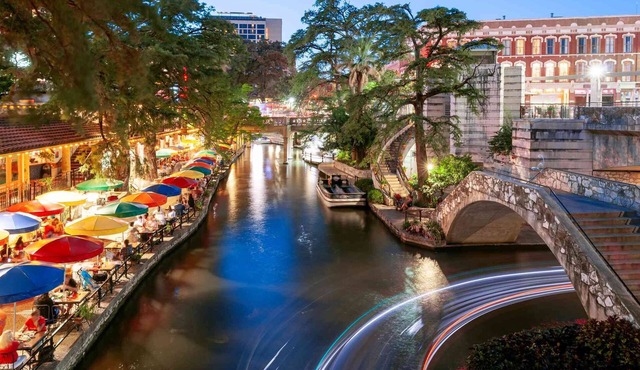 TheEastsider-Frost Bank Center/Convention Center/Alamodome/Riverwalk