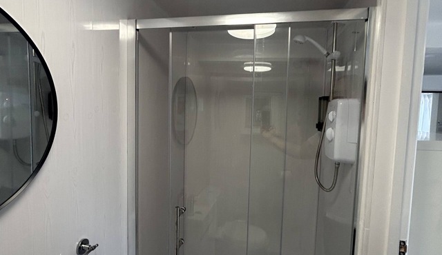 TheHide | Cosy Cabin w/Outdoor Dining in Cranswick