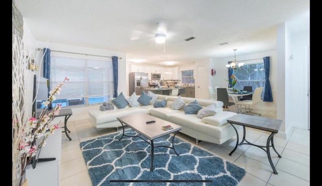 Theme Park Destination with Large Heated Pool