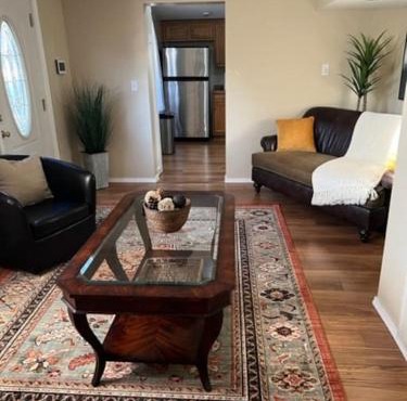 Theos Cottage Niagara