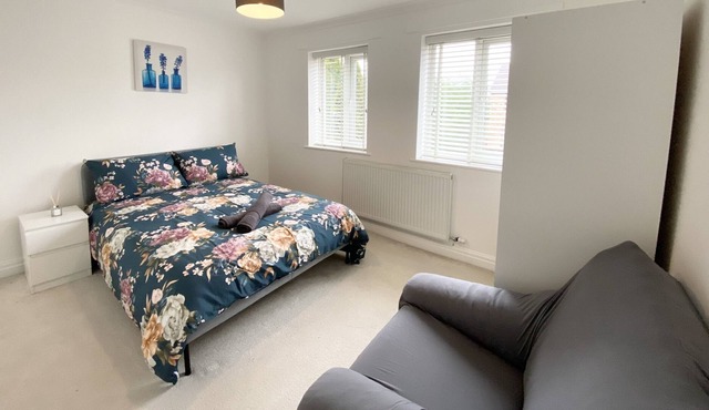 ThePropertyFocus - Modern Stylish Stay