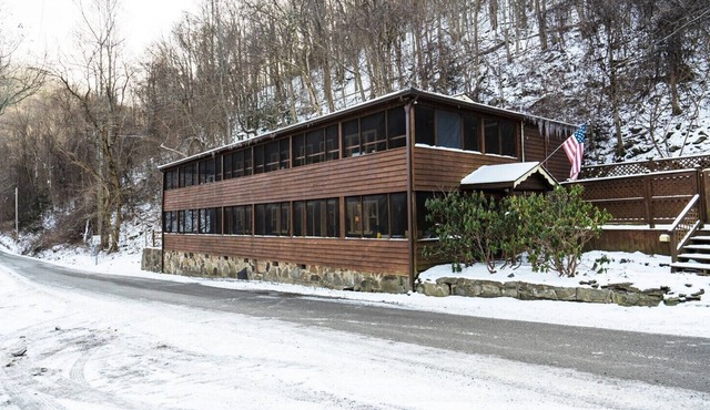 TheRiverFrontResort*6Rooms*sleeps20*40Min>Timb Mtn