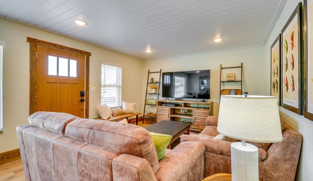 Thermopolis Vacation Rental: Walk to Bighorn River