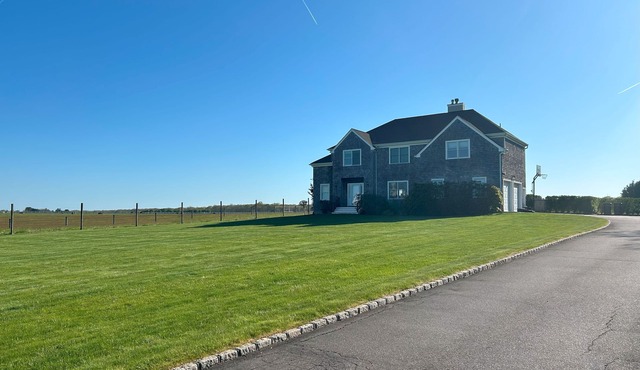 Think Big Blue Skies, 4 Bedroom, 4 Bath Water Mill