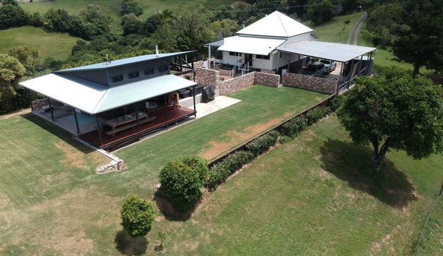 Thirlestane Farm Cottage & Barn luxury accommodation with stunning views