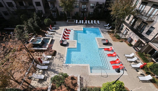 This apartment is a 2 bedroom(s), 2 bathrooms, located in Atlanta, GA.