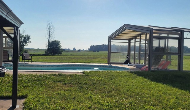 This apartment is a 3 bedroom(s), 1 bathrooms, located in London, ON.