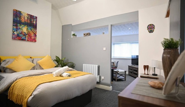 This apartment is a 1 bedroom(s), 1 bathrooms, located in Manchester, England.