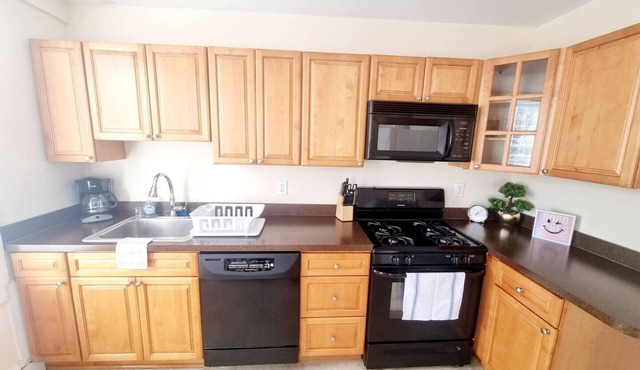 This apartment is a 1 bedroom(s), 1 bathrooms, located in Elkins Park, PA.