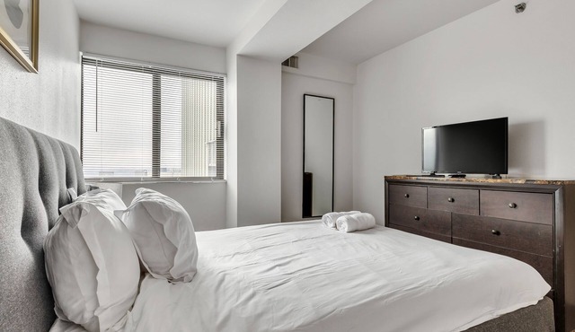 This apartment is a 1 bedroom(s), 1 bathrooms, located in Harrisburg, PA.