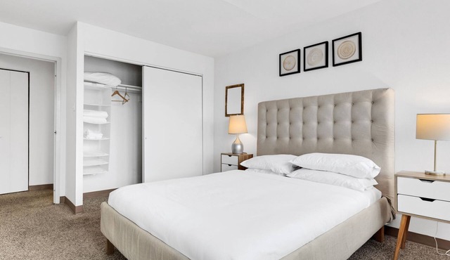 This apartment is a 2 bedroom(s), 1 bathrooms, located in Harrisburg, PA.