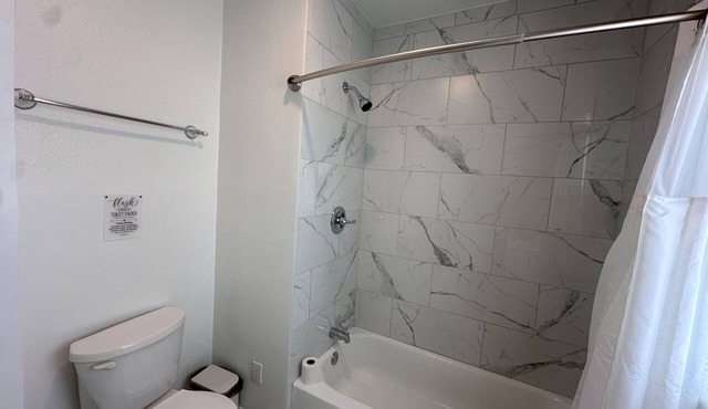 This apartment is a 1 bedroom(s), 1 bathrooms, located in Waynesboro, VA.