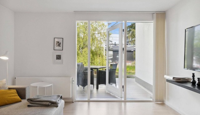This apartment is located near the center of Helsingør, in the so-called Palae Marielyst.