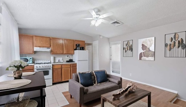 This apartment is a 1 bedroom(s), 1 bathrooms, located in Philadelphia, PA.