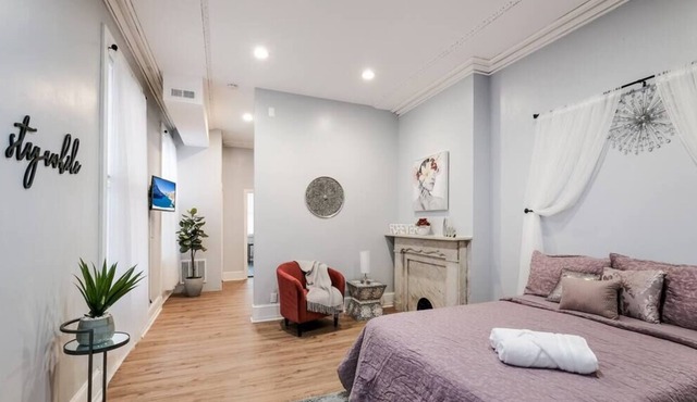 This apartment is a 1 bedroom(s), 1 bathrooms, located in Philadelphia, PA.